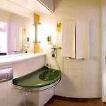 Ibis فندق 3*