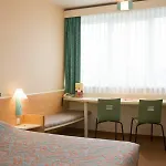 Ibis فندق 3*
