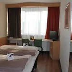 Ibis فندق 3*