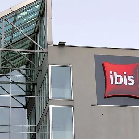 Ibis Hotel 3*
