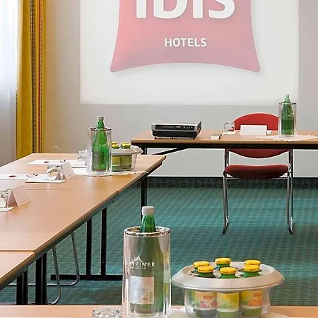 Ibis Linz